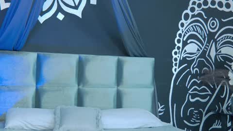 Snapshot of ambardupont chatting on February 22, 7:58 pm Ambar online show from February 22, 7:58 pm