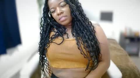 Amoya online show from October 13, 1:11 pm