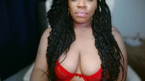 Snapshot of ambarose88 chatting on April 29, 5:11 am Amoya online show from April 29, 5:11 am