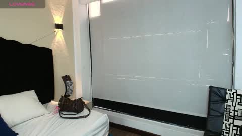 Ambar Ross online show from October 18, 7:14 pm