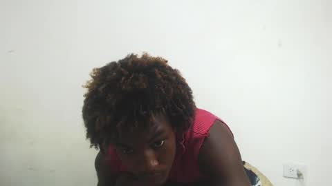 Snapshot of ambartxsex chatting on January 18, 12:46 am ambartxsex online show from January 18, 12:46 am