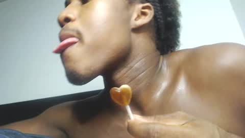 Snapshot of ambartxsex chatting on February 27, 3:37 pm ambartxsex online show from February 27, 3:37 pm