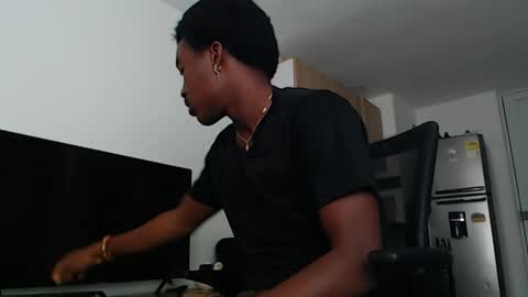 ambartxsex online show from April 6, 11:27 pm