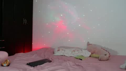 Snapshot of ambel_rose chatting on September 27, 3:55 am ambel_rose online show from September 27, 3:55 am