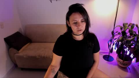 Snapshot of amber__davis chatting on May 8, 1:00 am Amber Davis online show from May 8, 1:00 am