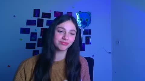 Snapshot of amber__r chatting on March 2, 7:15 am Amber online show from March 2, 7:15 am