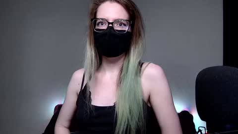 Snapshot of amber_candyfloss chatting on December 9, 1:51 am Amber non-nude model online show from December 9, 1:51 am