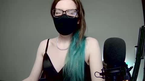 Snapshot of amber_candyfloss chatting on February 24, 2:19 am Amber non-nude model online show from February 24, 2:19 am