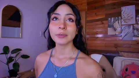 Snapshot of amber_curly chatting on April 21, 8:34 pm amber_curly online show from April 21, 8:34 pm
