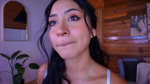 Snapshot of amber_curly chatting on May 26, 8:49 pm amber_curly online show from May 26, 8:49 pm
