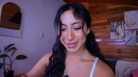 Snapshot of amber_curly chatting on June 2, 9:50 pm amber_curly online show from June 2, 9:50 pm