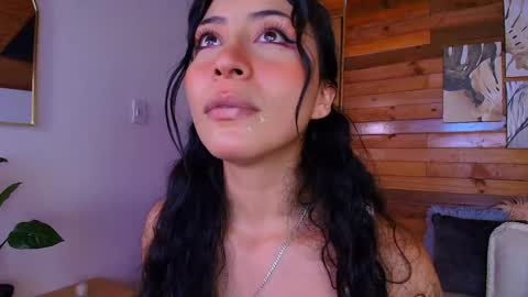 Snapshot of amber_curly chatting on June 5, 9:42 pm amber_curly online show from June 5, 9:42 pm