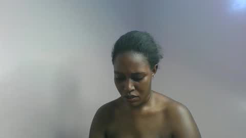 Snapshot of amber_cutie2 chatting on April 27, 6:11 am amber_cutie2 online show from April 27, 6:11 am