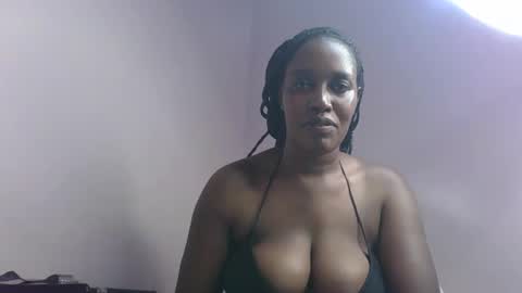Snapshot of amber_cutie2 chatting on May 17, 3:19 pm amber_cutie2 online show from May 17, 3:19 pm