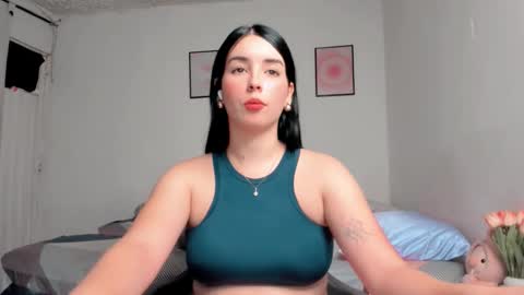 Snapshot of amber_landy1 chatting on November 19, 2:33 am amber online show from November 19, 2:33 am