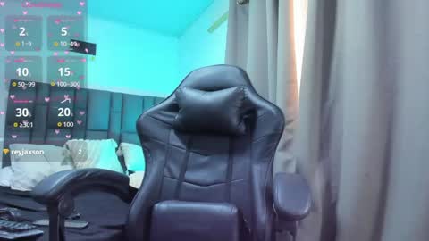 Snapshot of amber_parisi1 chatting on May 4, 9:55 pm amber online show from May 4, 9:55 pm
