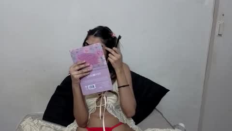 Snapshot of amber_rose06 chatting on May 22, 6:09 am Amber online show from May 22, 6:09 am