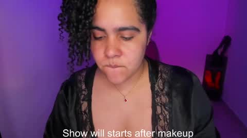 Snapshot of amber_smith20 chatting on May 21, 12:17 am find me here --- online show from May 21, 12:17 am