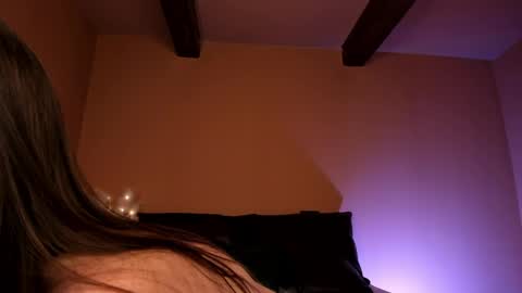 Snapshot of amber_tender_ chatting on April 30, 8:57 pm amber_tender_ online show from April 30, 8:57 pm