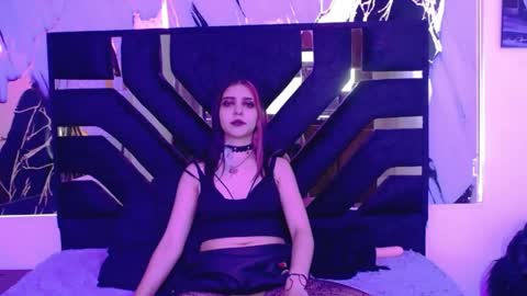 amber online show from April 17, 1:47 pm