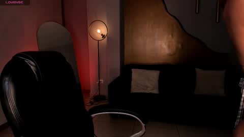  Amber   online show from February 12, 7:09 pm