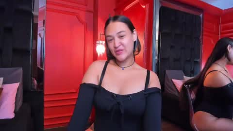 Snapshot of amberhanks chatting on May 28, 12:02 pm Amber Hanks online show from May 28, 12:02 pm