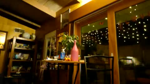 Snapshot of amberloves2write chatting on February 5, 4:50 am Amberloves2write aka AmberMyBelle online show from February 5, 4:50 am