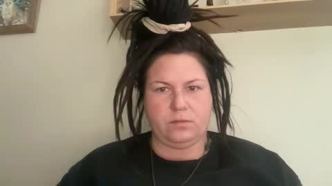 Snapshot of ambermoss7 chatting on February 9, 11:20 pm ambermoss7 online show from February 9, 11:20 pm