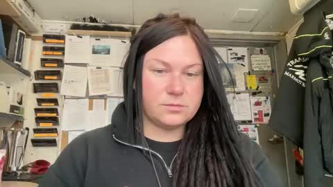 Snapshot of ambermoss7 chatting on February 25, 9:24 pm ambermoss7 online show from February 25, 9:24 pm