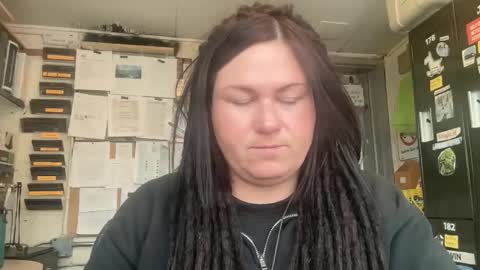 ambermoss7 online show from March 5, 8:05 pm