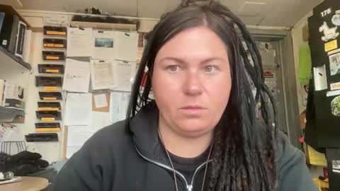 ambermoss7 online show from April 8, 7:14 pm