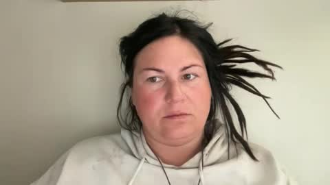 ambermoss7 online show from April 17, 6:11 pm