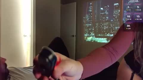 Snapshot of amberskye411 chatting on November 22, 11:15 pm amberskye411 online show from November 22, 11:15 pm