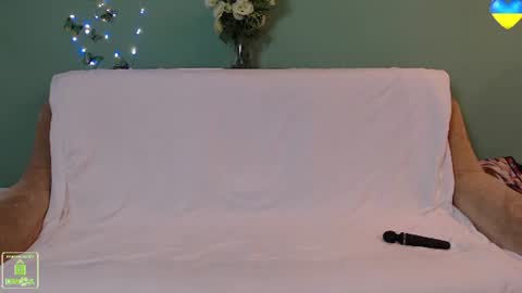 Snapshot of amberstr chatting on July 4, 2:23 pm amberStr online show from July 4, 2:23 pm