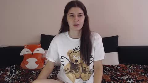 Snapshot of ambersweetiee chatting on September 25, 6:17 am Amber online show from September 25, 6:17 am