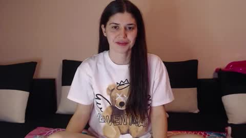 Snapshot of ambersweetiee chatting on January 18, 5:28 pm Amber online show from January 18, 5:28 pm