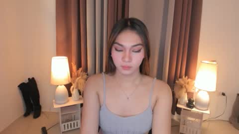 Snapshot of ambervixen69 chatting on May 19, 3:13 am BIGCOCK AMBER online show from May 19, 3:13 am