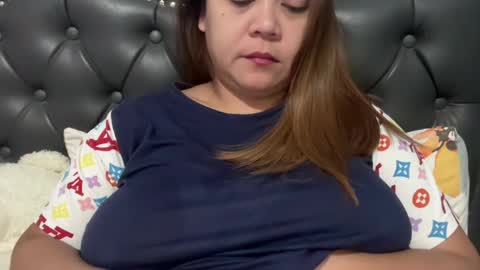 Snapshot of ambisyosa_moore chatting on May 27, 7:33 pm Marie online show from May 27, 7:33 pm