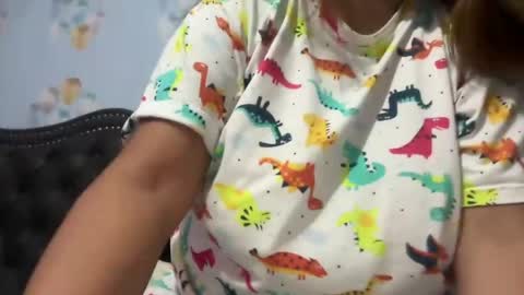 Snapshot of ambisyosa_moore chatting on May 28, 4:59 pm Marie online show from May 28, 4:59 pm