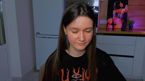 Snapshot of ameli_moon chatting on February 16, 5:04 pm Eileen online show from February 16, 5:04 pm