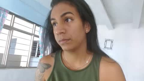 Snapshot of amelia_2023 chatting on October 5, 1:09 pm amelia  online show from October 5, 1:09 pm