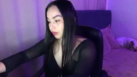 Snapshot of amelia___hall chatting on August 6, 3:36 pm Amelia online show from August 6, 3:36 pm