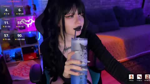 Snapshot of amelia_aley_ chatting on April 22, 10:06 am Amelia Aley online show from April 22, 10:06 am