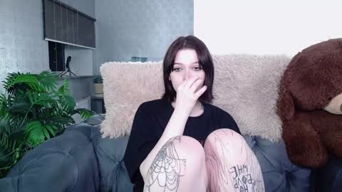 Amelia online show from December 3, 4:50 pm