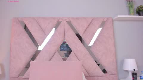  Amelia  online show from February 14, 7:49 am