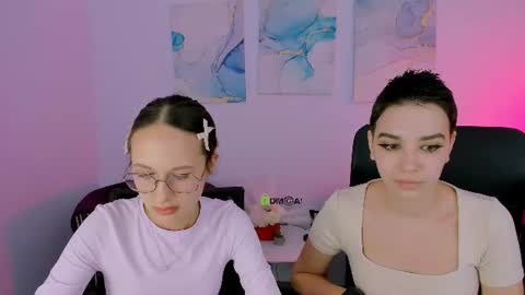 amelia_sun1 online show from June 27, 9:36 am