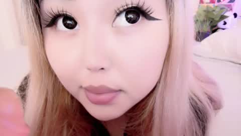 Amelia online show from September 10, 5:02 pm