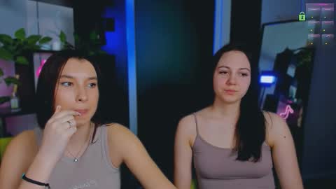 ameliaa_sweet online show from March 27, 12:49 pm