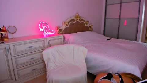 Ameli online show from April 4, 2:54 am