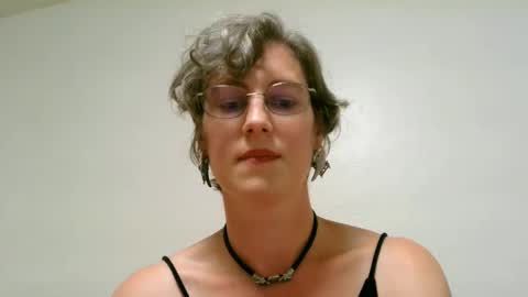 Ameliaishka online show from September 21, 4:14 am